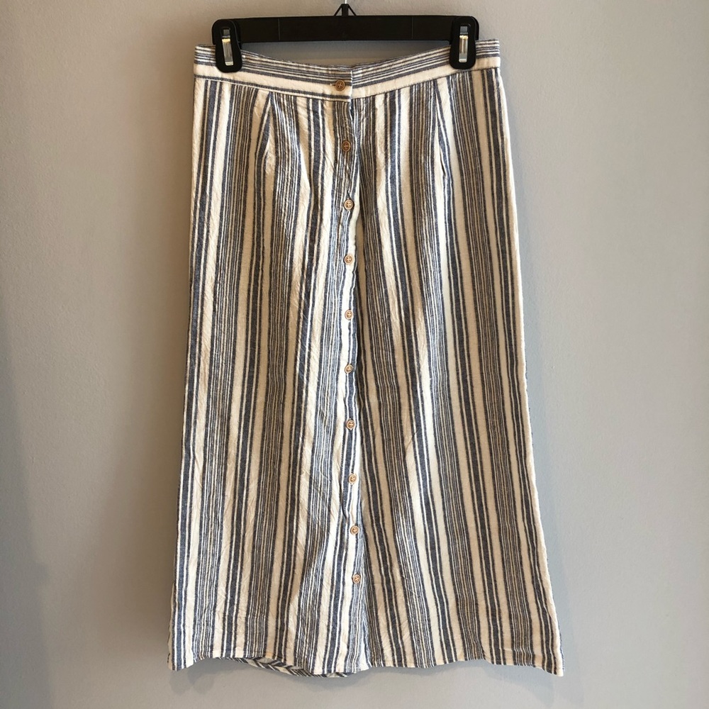 Button up midi skirt!